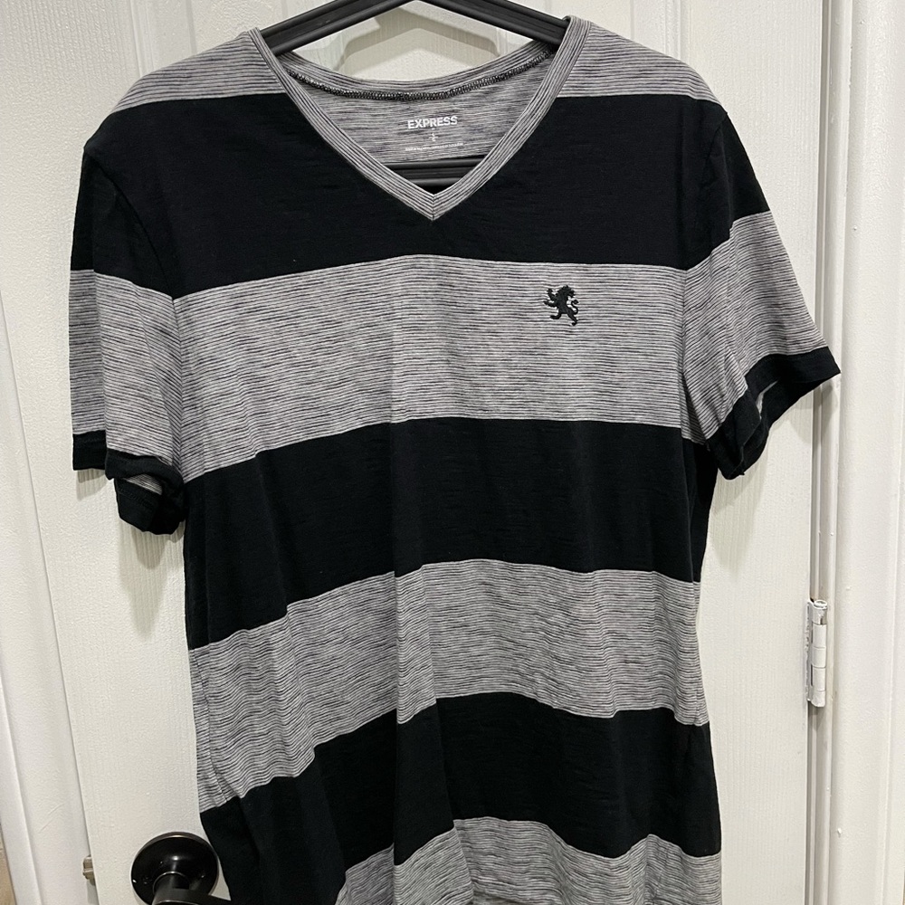 Express tshirt